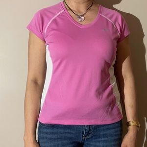 (270-1) AVIA women athletes t shirt size small